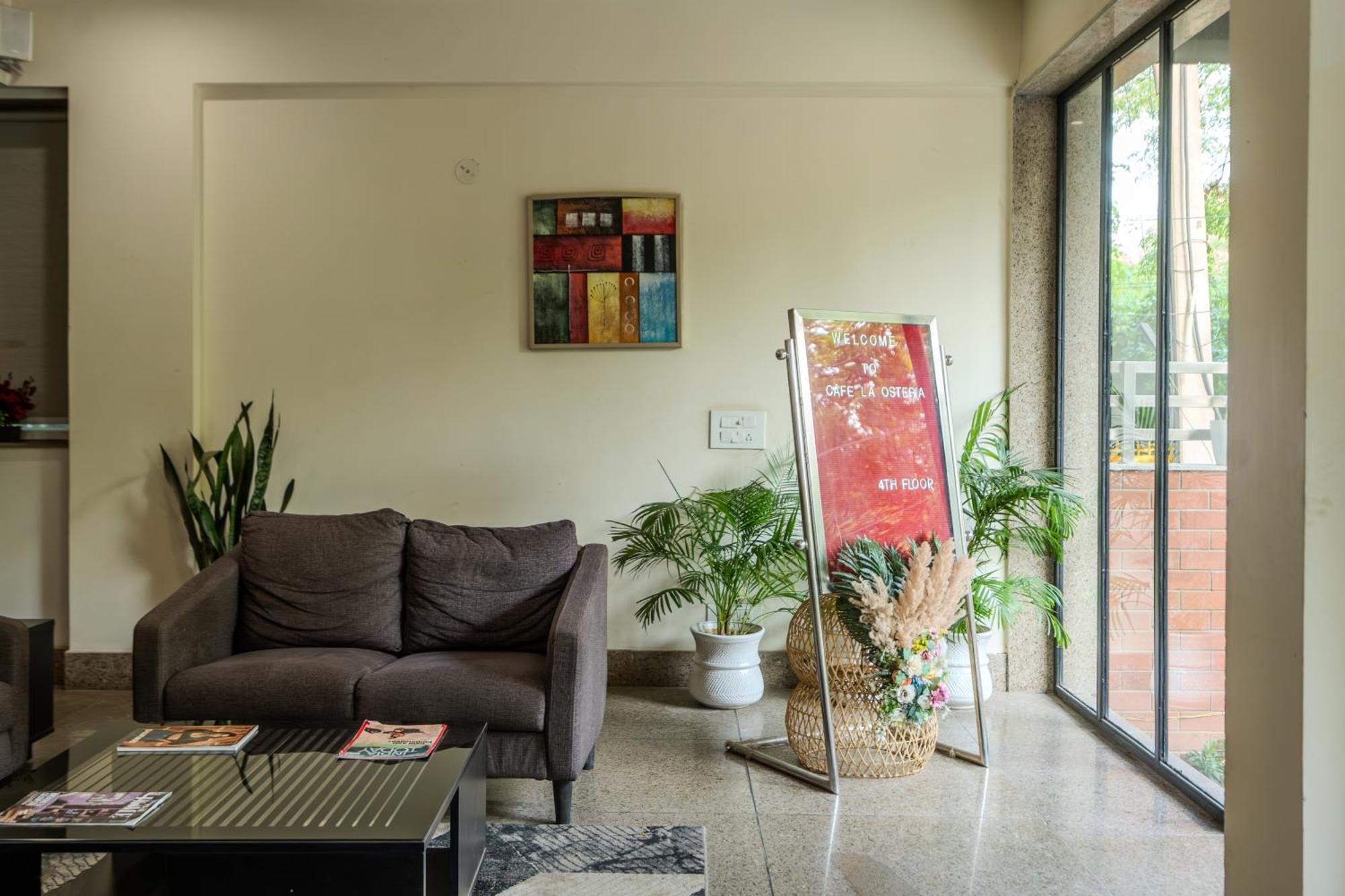 Stay Studio Hotel & Residences Gurgaon Eksteriør billede